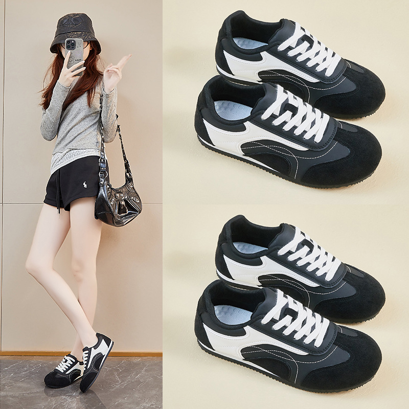 Women's leather sports shoes,  - огляд і ціна Sewing Fabric