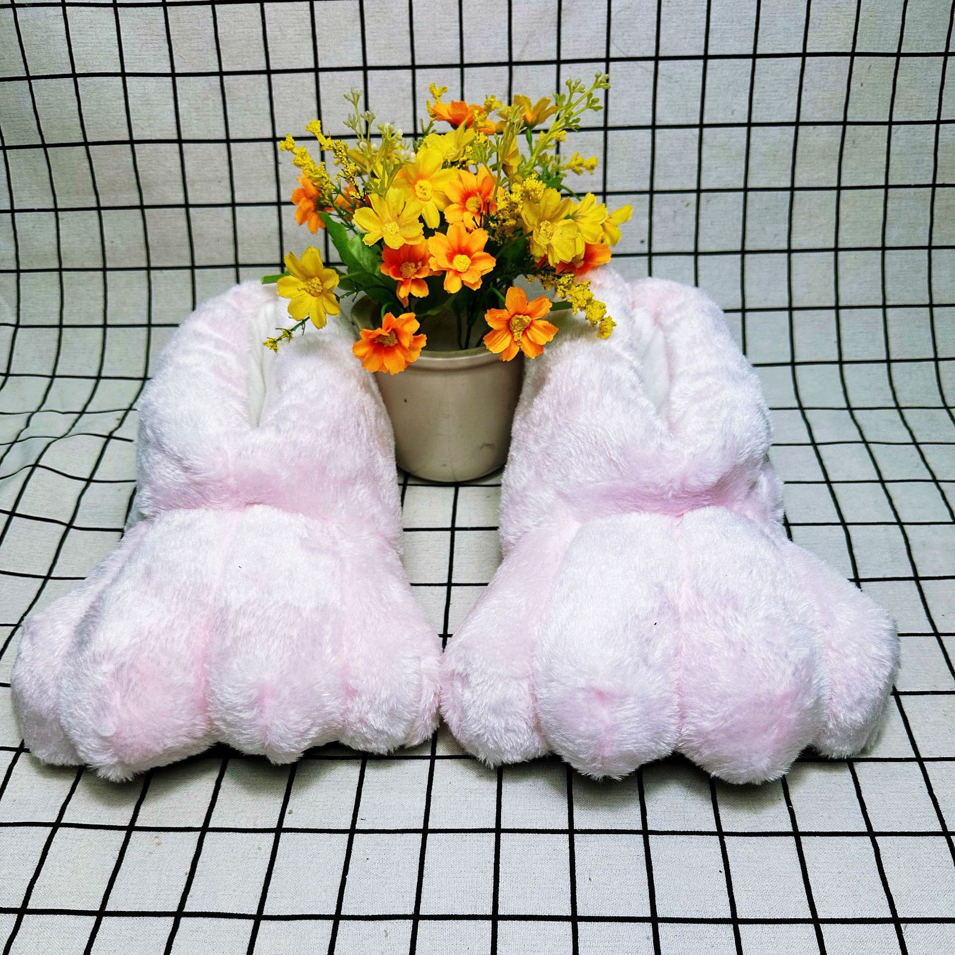 In Stock Rabbit Paw Slippers H - огляд і ціна Sewing House